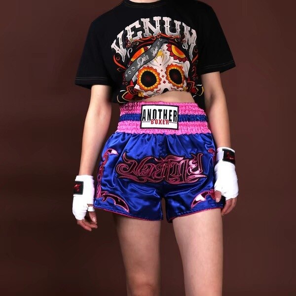 2021 Wholesale Embroidered Letter Contrast Color Splice Sports Women Muay Thai Shorts Custom Boxing Shorts Wholesale